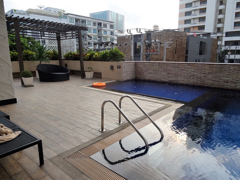 PISCINE BANGKOK PATIO  